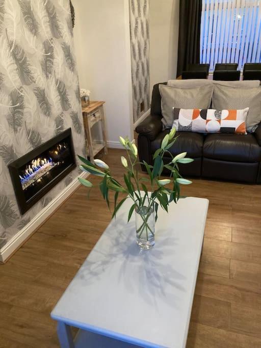 Coniston House Lancaster 3 Bedrooms Parking And Garden Exterior foto